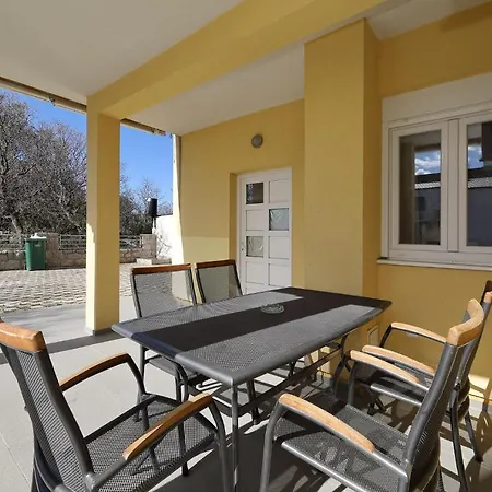 Julijana, No 3 Starigrad-Paklenica