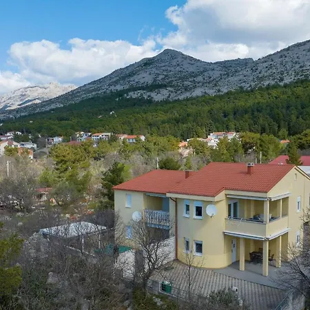 Julijana, No 3 Apartman Starigrad-Paklenica